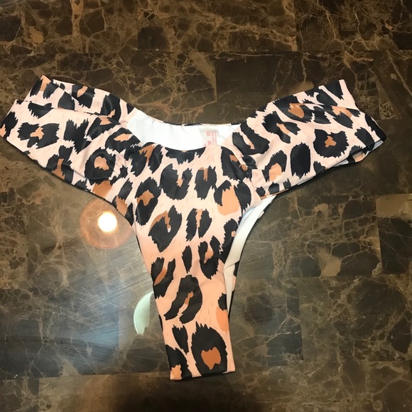 🎉LAST ONE🎉Cheetah Animal Print Bikini Bottom! - Picture 5 of 5